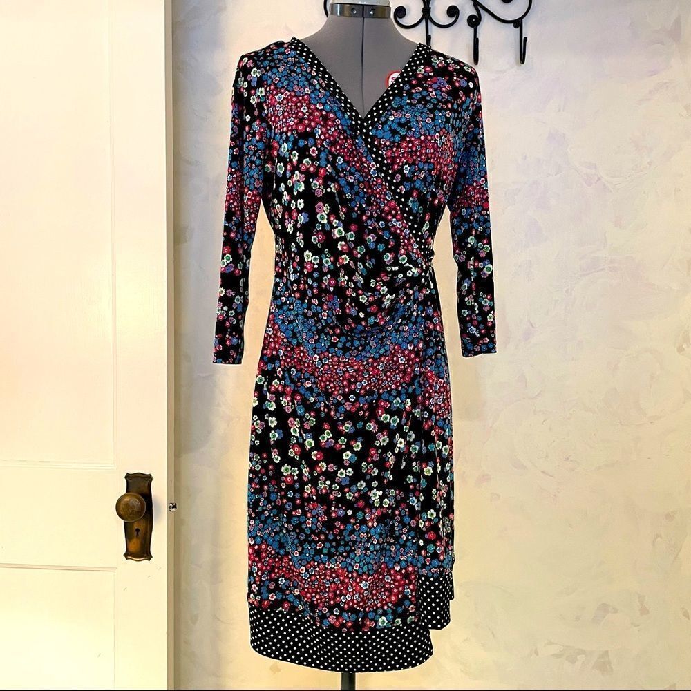 Motherhood Maternity floral wrap dress Medium